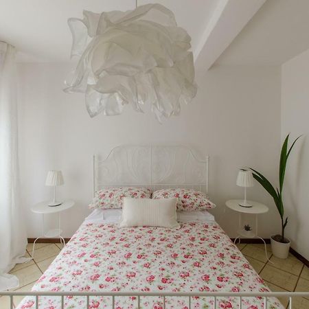 Casa Marisa Daire Sirmione Dış mekan fotoğraf