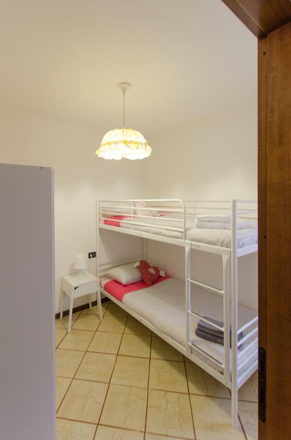 Casa Marisa Daire Sirmione Dış mekan fotoğraf
